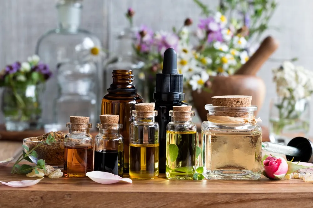 How to Mix Essential Oils for Hair Growth and Thickness